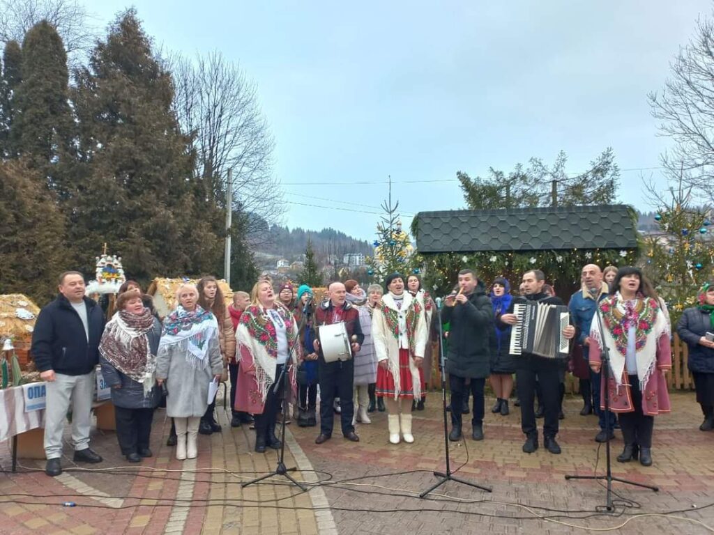 DrogMedia У Східниці вперше відбулась виставка Різдвяних шопок з усієї громади. ФОТО