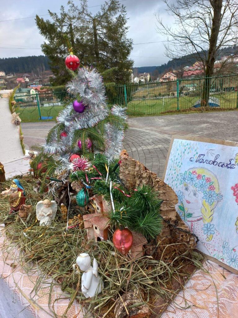 DrogMedia У Східниці вперше відбулась виставка Різдвяних шопок з усієї громади. ФОТО