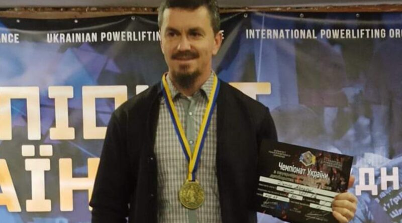 DrogMedia Єромонах Макарій (Дутка) родом з Доброгостова переміг на чемпіонаті України з паверліфтингу