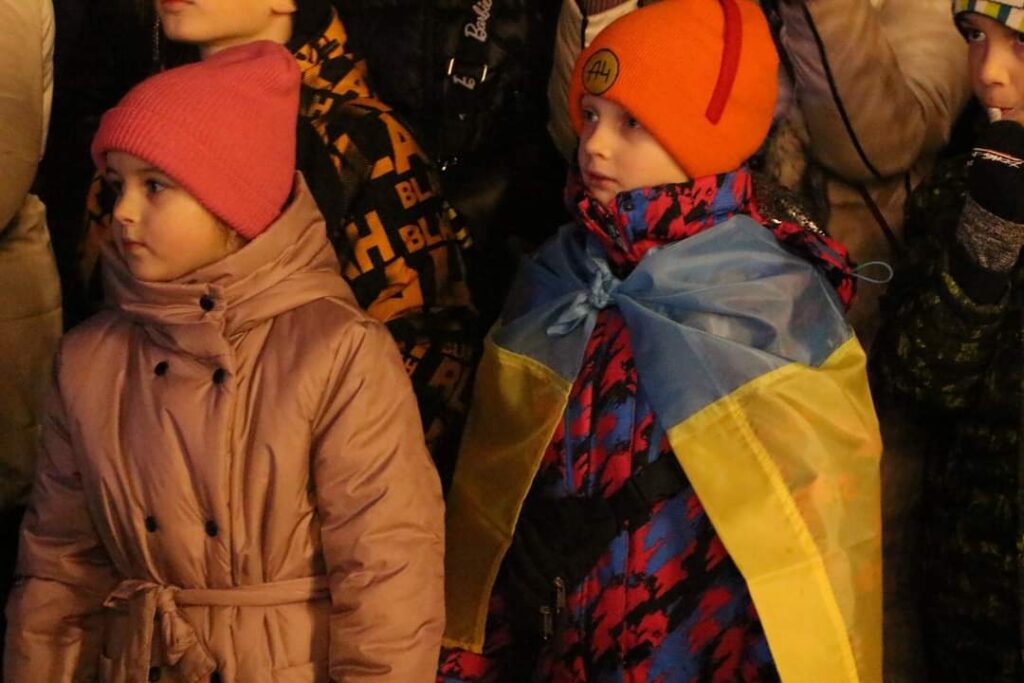 DrogMedia У Трускавці урочисто відкрили хатинку Св.Миколая. ФОТО