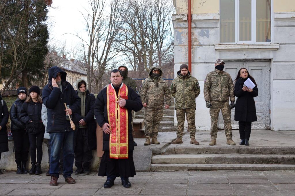 DrogMedia У Бориславі відкрили пам'ятну дошку полеглому Герою Юрію Багнію