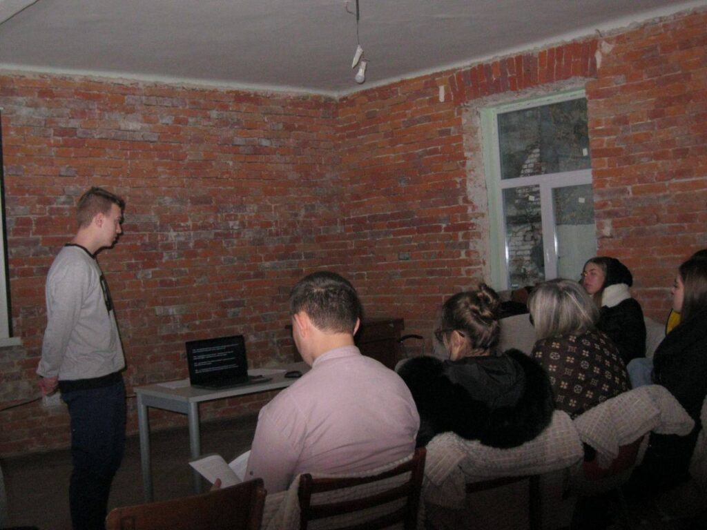 DrogMedia У Дрогобичі відбувся навчальний проєкт для молоді "Історична Рада"