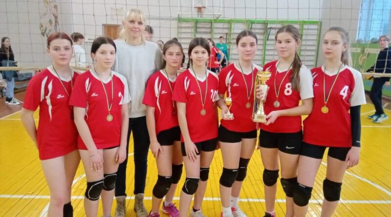 DrogMedia Трускавецькі волейболістки здобули "срібло" турніру "Львівське Різдво"