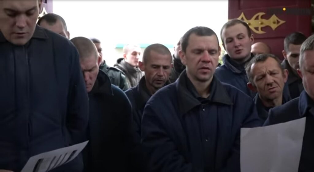 У таборі для військовополонених на Львівщині окупантам організували на Святвечір кутю і пампухи 3 DrogMedia У таборі для військовополонених на Львівщині окупантам організували на Святвечір кутю і пампухи