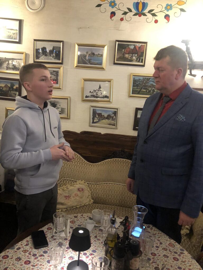 DrogMedia Сто дітей захисників з Бориславської громади поїхали на відпочинок у  Ґданськ