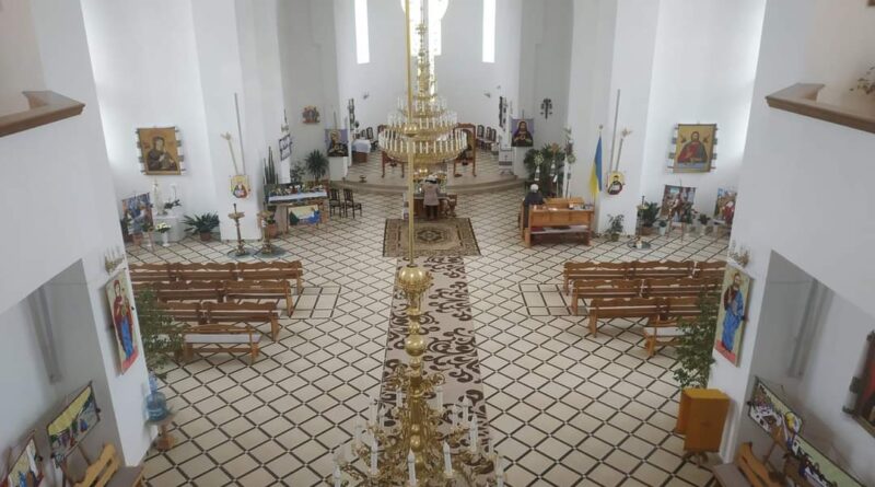 DrogMedia У Трускавці у храмі відкриють виставку вишитих ікон Степана Бориславського