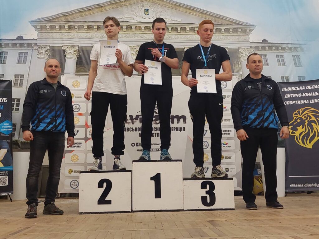 DrogMedia Юні спортсмени Східницької громади вибороли 6 нагород на чемпіонаті області за армреслінгу. ФОТО