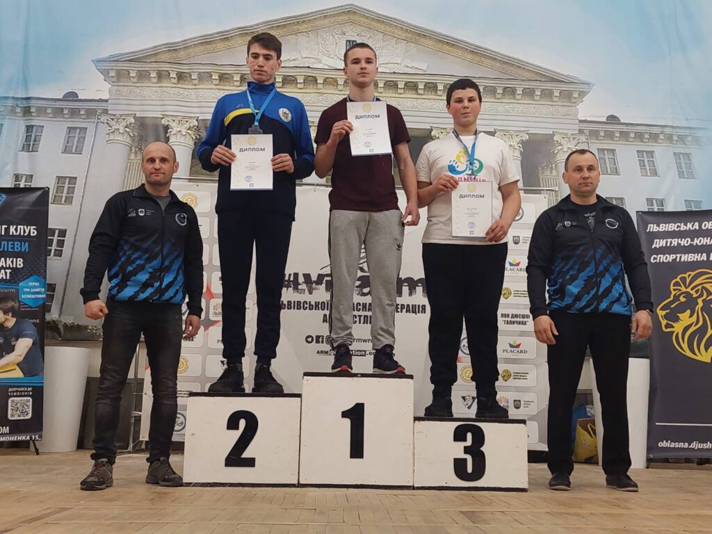 DrogMedia Юні спортсмени Східницької громади вибороли 6 нагород на чемпіонаті області за армреслінгу. ФОТО