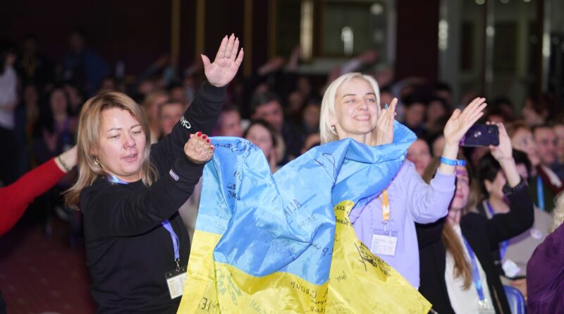 DrogMedia Майже 600 волонтерів з п’яти країн зібралися на конференції в Трускавці. ФОТО