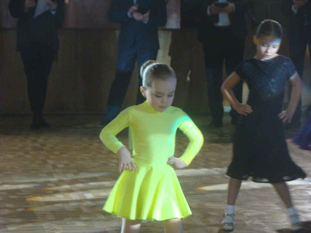 DrogMedia Учасники студії бального танцю “SWAY” Бориславського МПК - призери всеукраїнських змагань