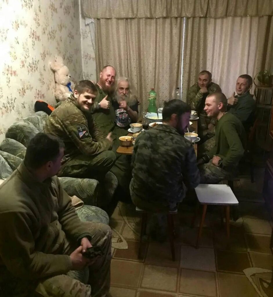 DrogMedia Лев Скоп: "Мої ікони воїни розхапують і питають ще, тож я малюю безперестанку"