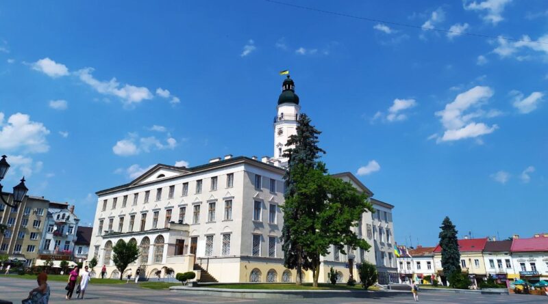 DrogMedia Міська рада Дрогобича не винесла на розгляд сесії звіт заступників мера, як цього вимагали депутати