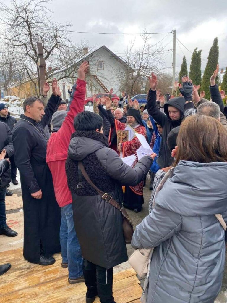 DrogMedia В Бориславі опечатали храм московського патріархату - парафія відмовилася переходити в ПЦУ