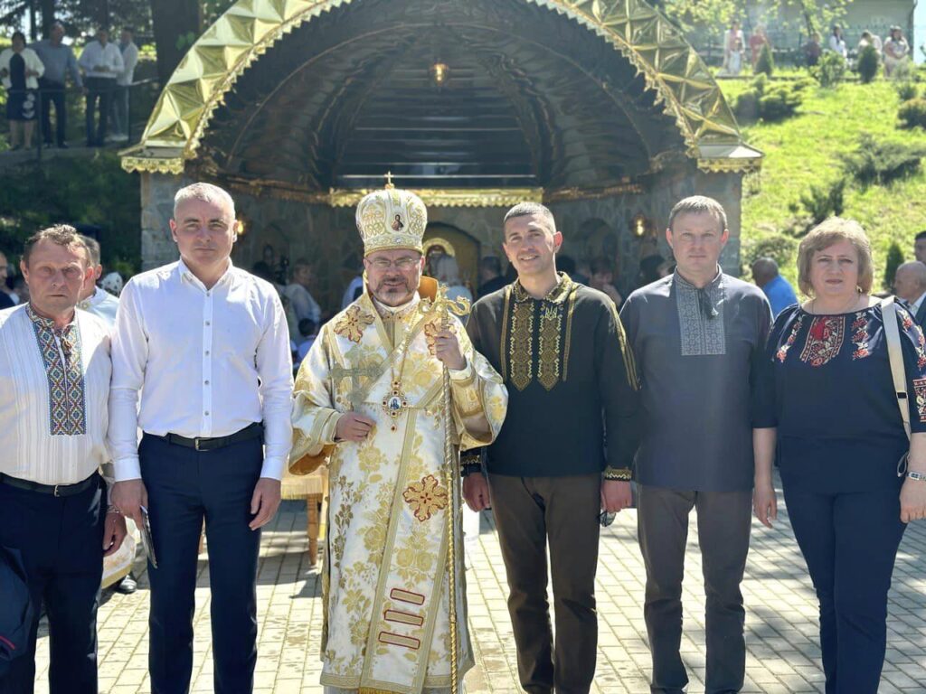 DrogMedia  У селі Довге на Дрогобиччині відкрили пам’ятний знак Борцям за волю України