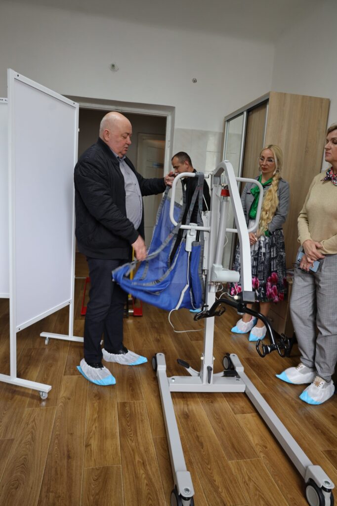 У Бориславі в пологовому відкрили кабінет безбар'єрного доступу 2 DrogMedia У Бориславі в пологовому відкрили кабінет безбар'єрного доступу