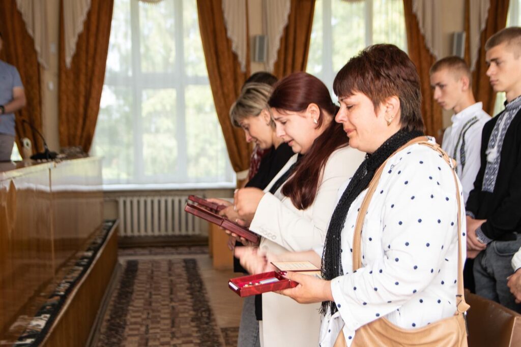 Орденом за мужність ІІІ ст. нагороджено четверо Захисників з Дрогобиччини (посмертно) 12 DrogMedia Орденом за мужність ІІІ ст. нагороджено четверо Захисників з Дрогобиччини (посмертно)