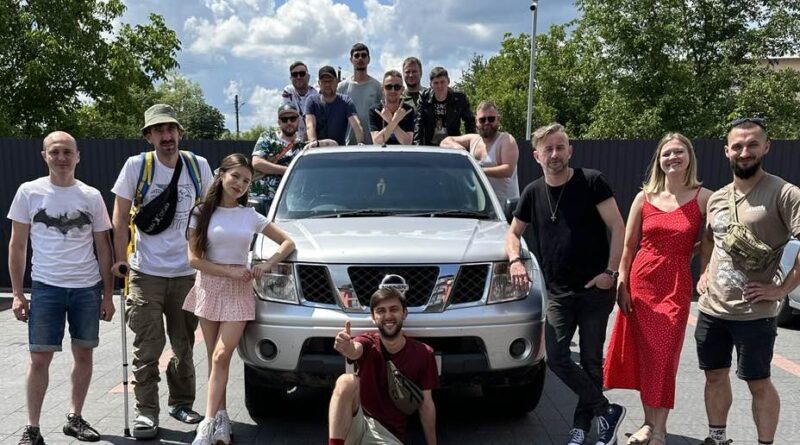 DrogMedia Жадан та Соловій зібрали на концерті у Дрогобичі 500 тис. грн для ЗСУ