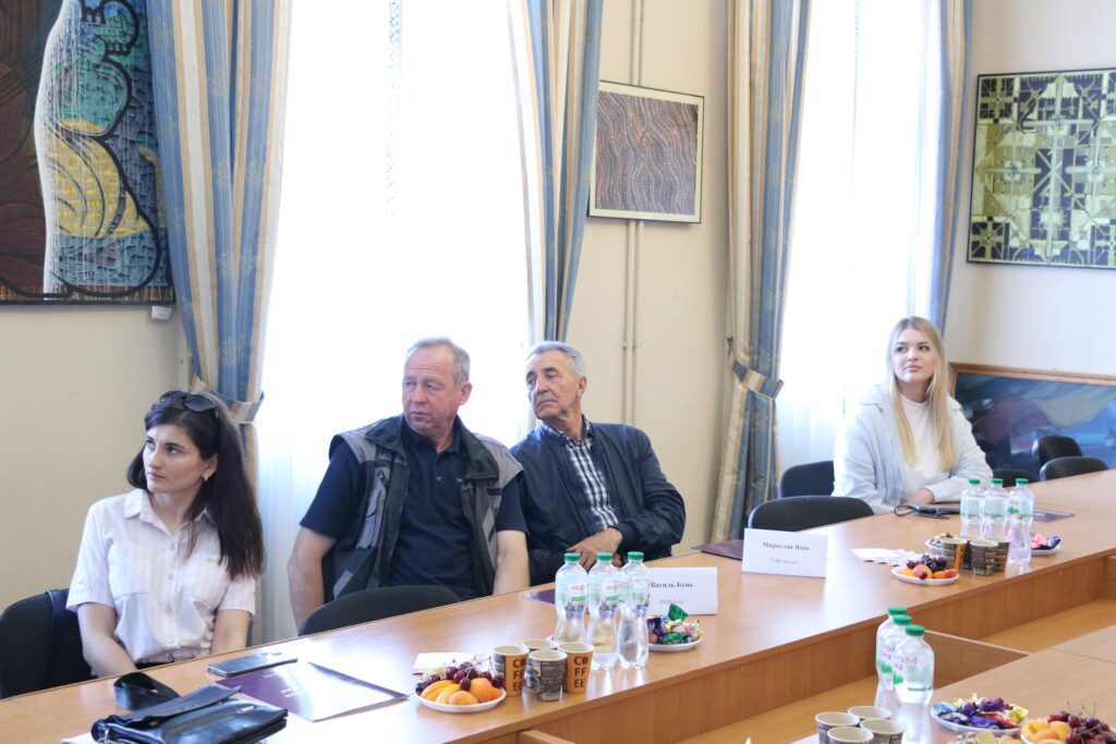 DrogMedia У Дрогобичі привітали з професійним святом фермерів громади