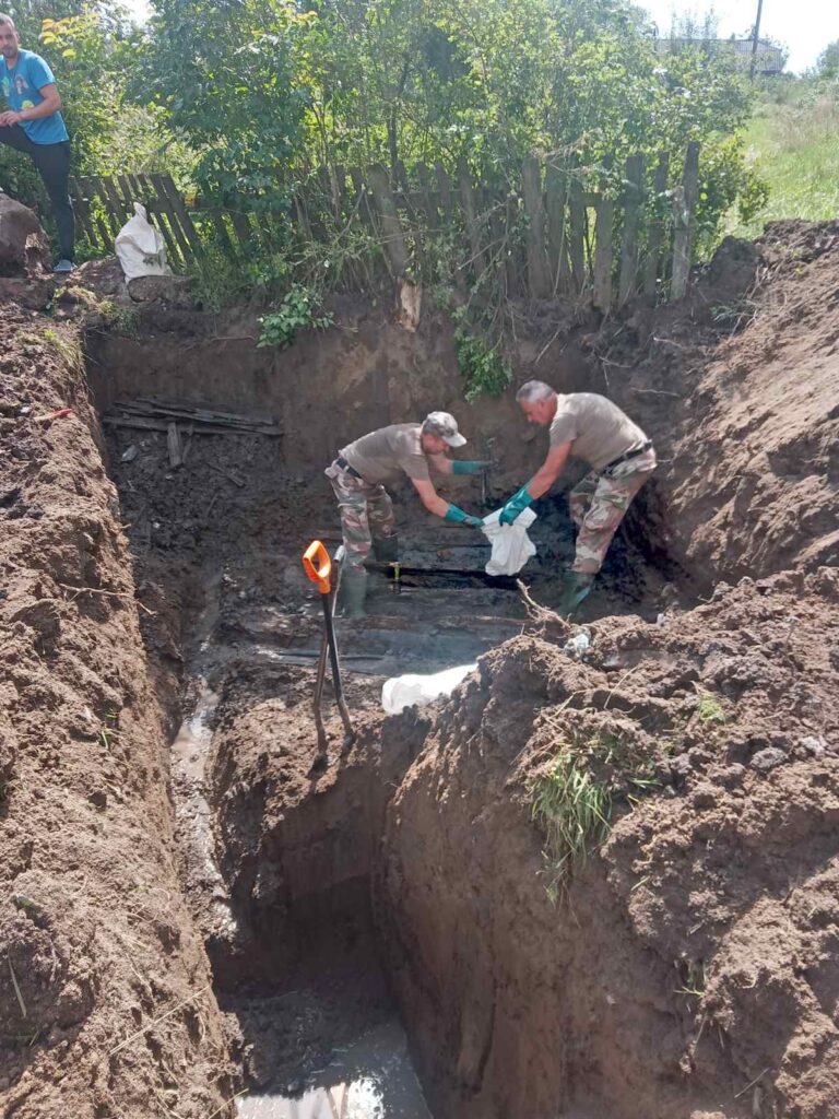 DrogMedia У Меденицькій громаді перепоховали останки 9 осіб часів ДСВ