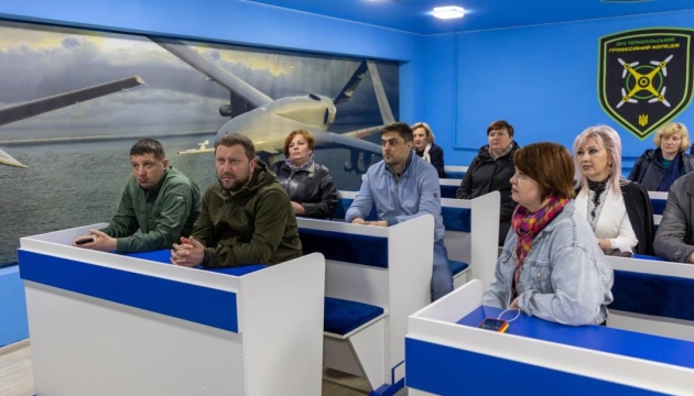 DrogMedia Ветеранів, поранених на війні, навчатимуть нових професій