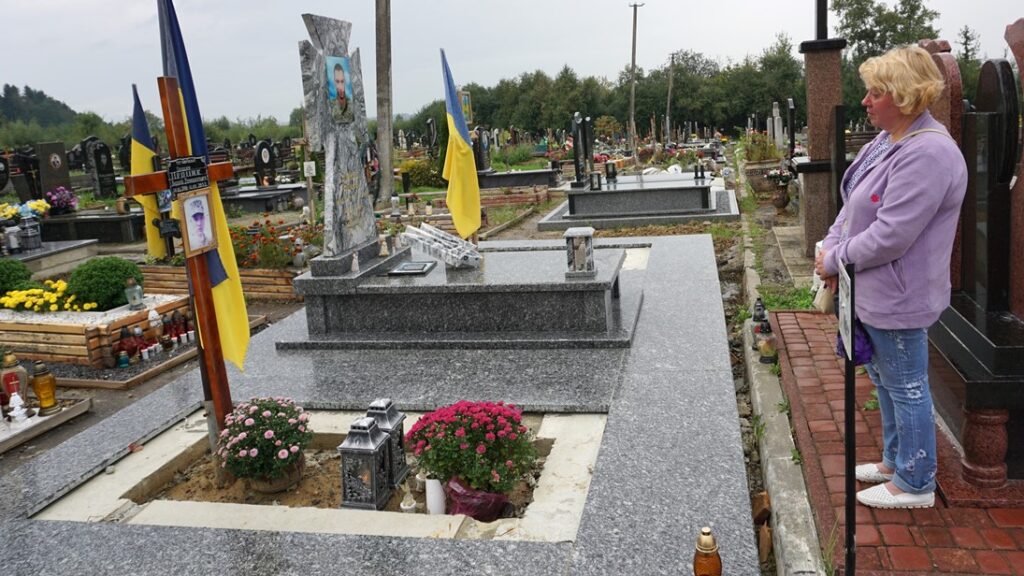 «Його крики зводять мене з розуму», - матері Героя та дружині ветерана з Трускавця необхідна підтримка 2 DrogMedia «Його крики зводять мене з розуму», - матері Героя та дружині ветерана з Трускавця необхідна підтримка