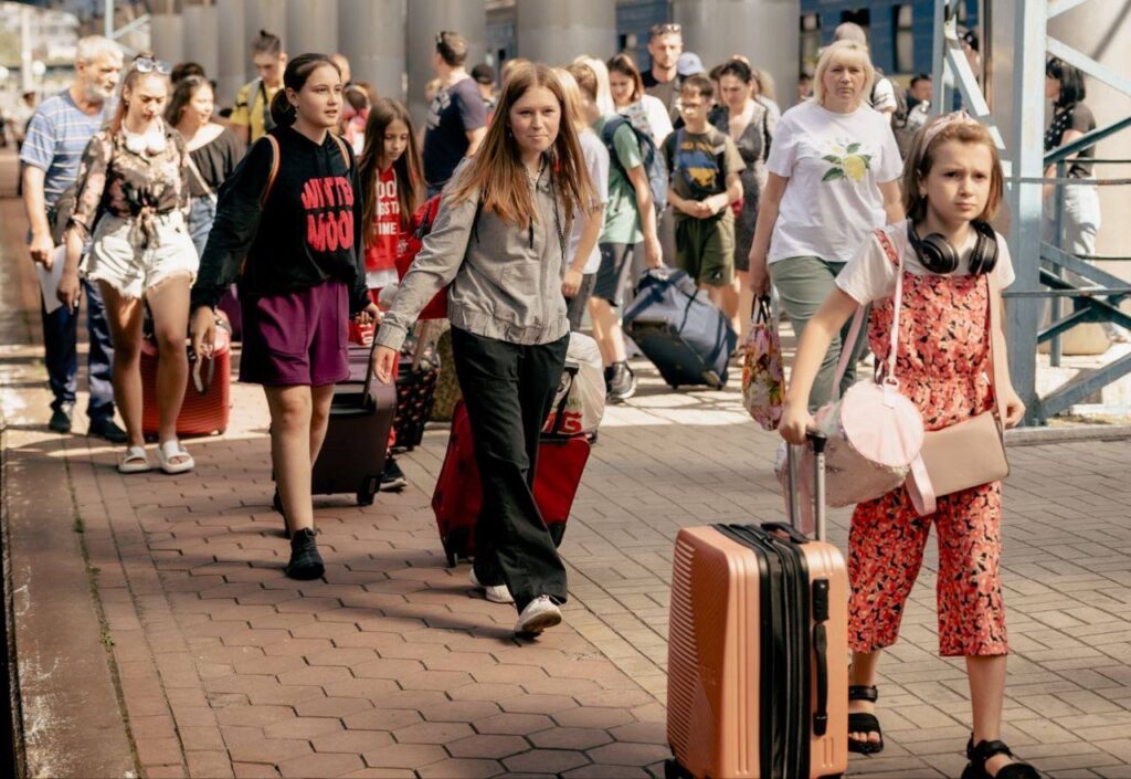 Пів сотні дітей з Дніпропетровщини прибули в Трускавець на оздоровлення 2 DrogMedia Пів сотні дітей з Дніпропетровщини прибули в Трускавець на оздоровлення