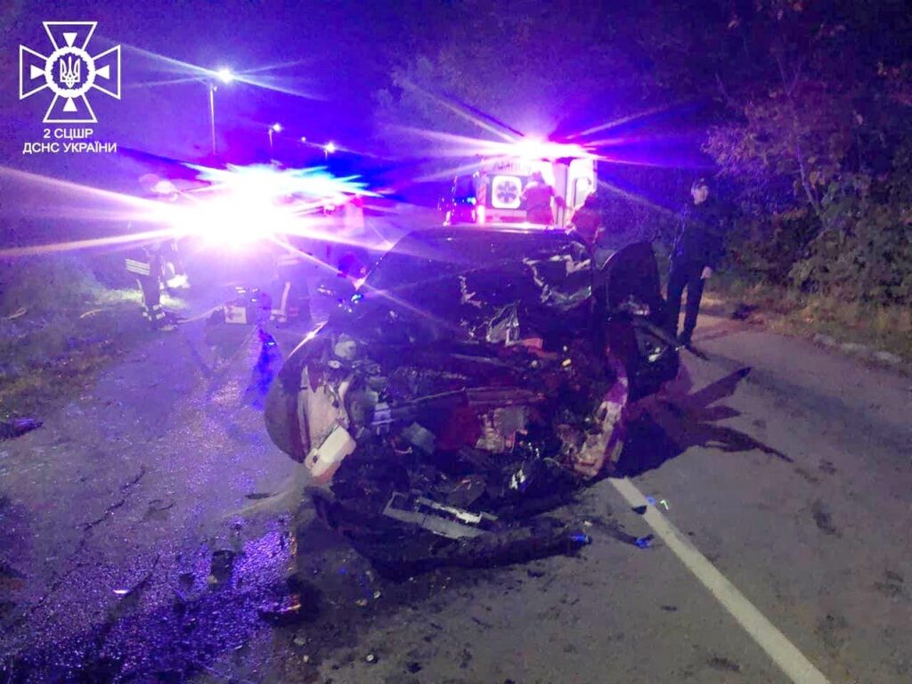 На Дрогобиччині внаслідок ДТП постраждали 3 людини 2 DrogMedia На Дрогобиччині внаслідок ДТП постраждали 3 людини