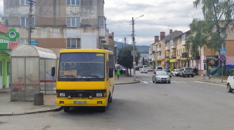 DrogMedia У Бориславі 1 листопада міські автобуси курсуватимуть до всіх кладовищ