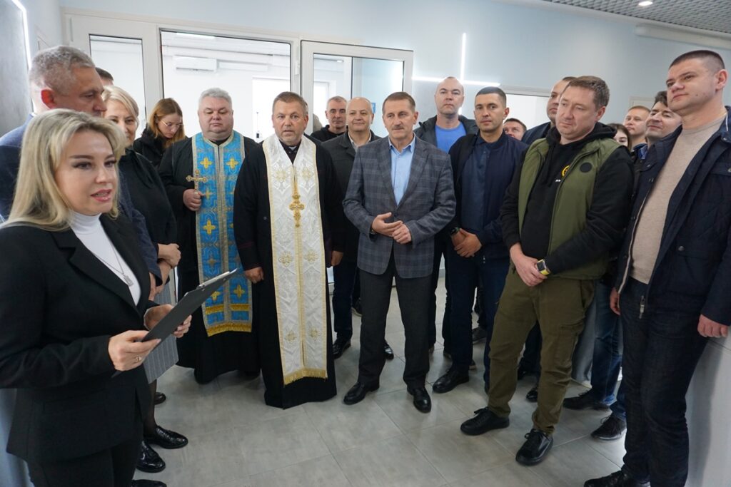 DrogMedia У  Дрогобицькій лікарні  відкрили оновлену палату інтенсивної терапії