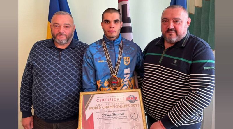 DrogMedia Підтримка спорту на Дрогобиччині: чемпіон світу Остап Пагутяк зустрівся з благодійниками