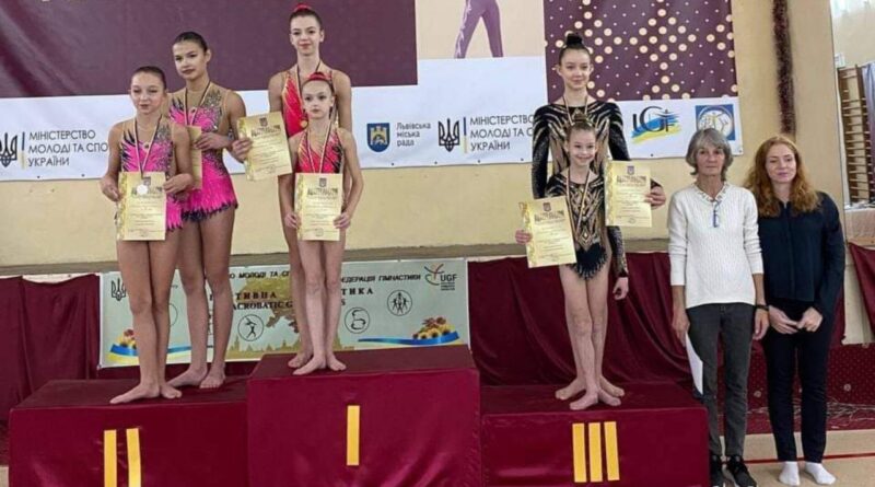 DrogMedia Дрогобицькі акробатки здобули "золото" Чемпіонату України!