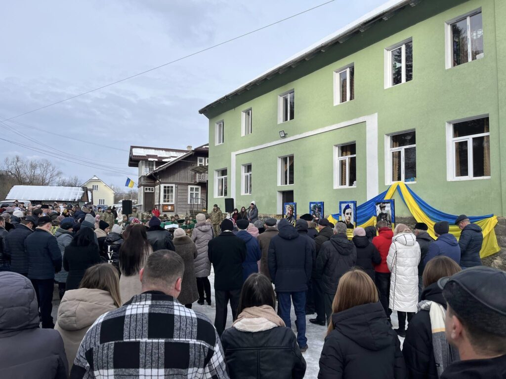 DrogMedia В Орові на Дрогобиччині відкрили Алею Героїв