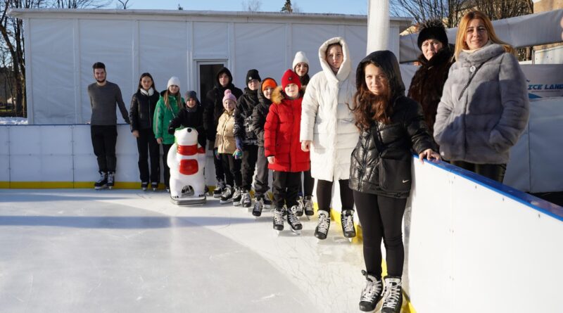 DrogMedia У Дрогобичі діти з родин зниклих безвісти та полеглих військових відвідали ковзанку