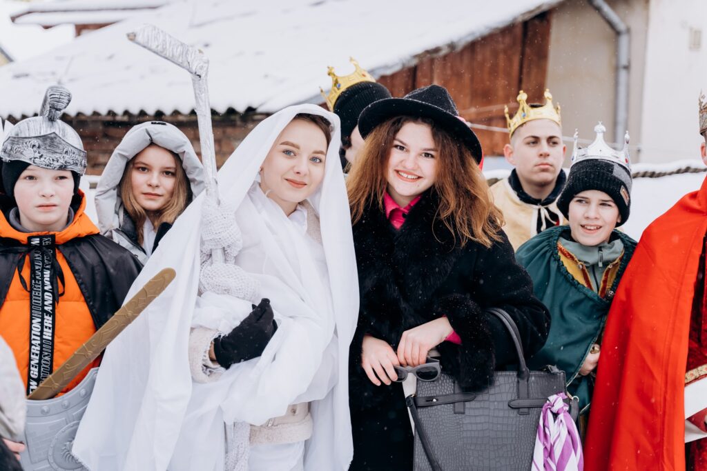 DrogMedia У Дрогобичі відбувся фестиваль вертепів «Різдвяна зірка 2024»