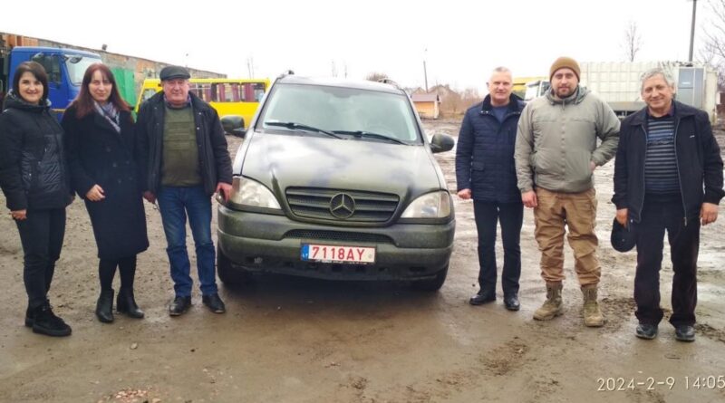 DrogMedia Працівники кількох КП Дрогобича за власні кошти придбали авто для воїнів
