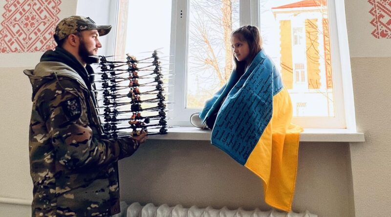 DrogMedia Учні Дрогобицького ліцею №4 передали 10 дронів для ЗСУ