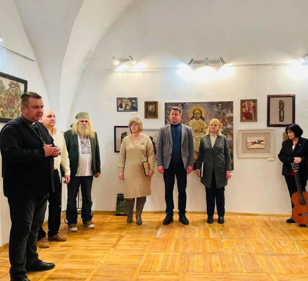 DrogMedia У Самборі відкрили виставку художниці і волонтерки Тетяни Думан