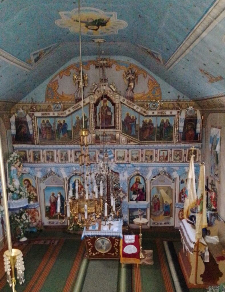 DrogMedia Новошичі і його унікальні храми: 500-літня церква з Дрогобича та костел, що став Пантеоном Героїв