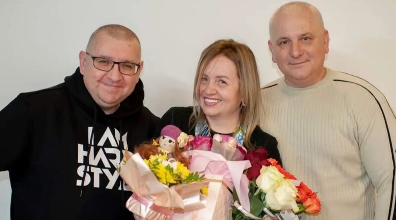 DrogMedia Викладачка ДДПУ ім.І.Франка видала поетичну збірку "Твій усміх, наче сонце"