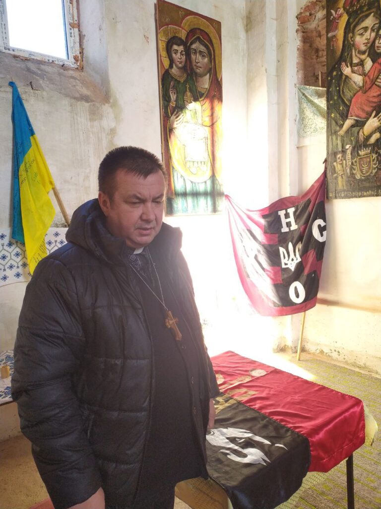 DrogMedia Новошичі і його унікальні храми: 500-літня церква з Дрогобича та костел, що став Пантеоном Героїв