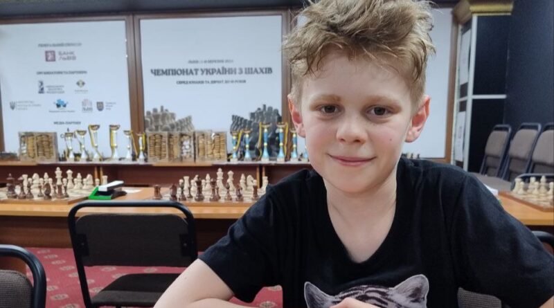 DrogMedia Олексій Наконечний з Трускавця - чемпіон України з класичних та блискавичних шахів!