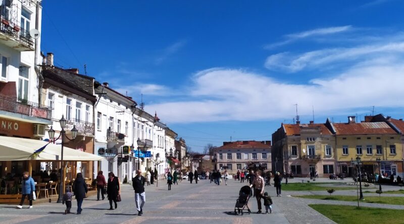 DrogMedia У Дрогобичі зловмисник повідомив про замінування кафе
