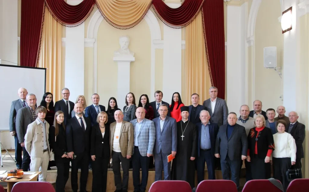 У ДДПУ ім.І.Франка відкрили меморіальну дошку Юрію Кишакевичу 2 DrogMedia У ДДПУ ім.І.Франка відкрили меморіальну дошку Юрію Кишакевичу