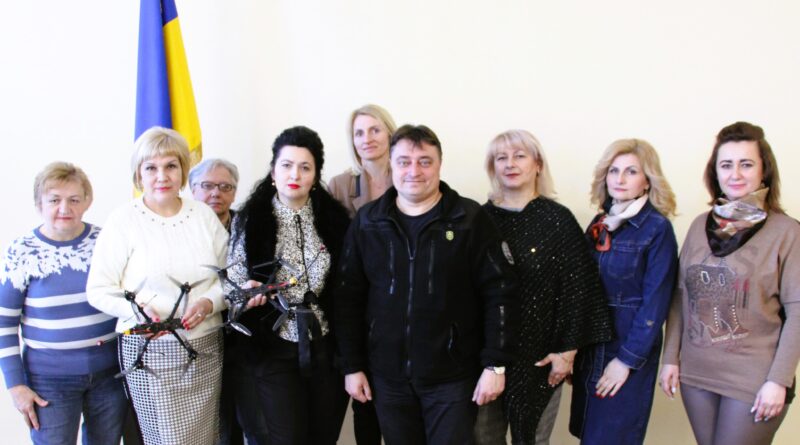 DrogMedia Дрогобицький університет купив fpv-дрони за профспілкові внески колективу