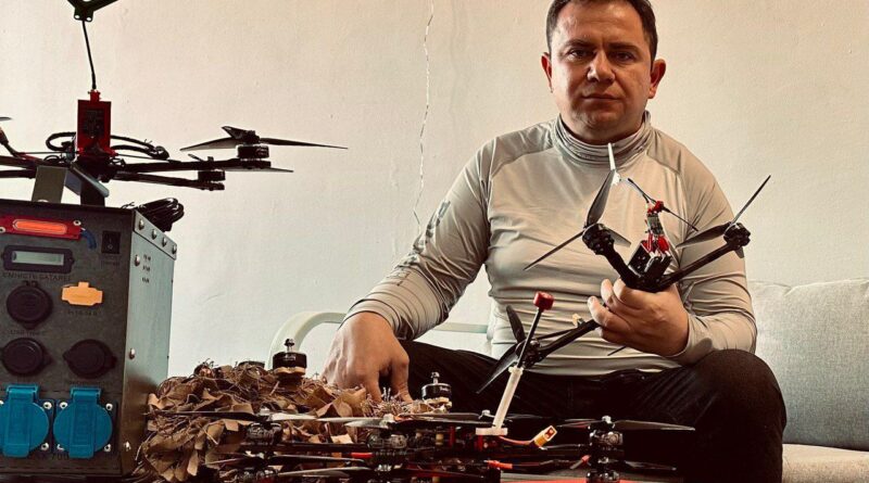 Керівник Волонтерського фонду "Ейпріл" Юрій Танасійчук, фото Фонду
