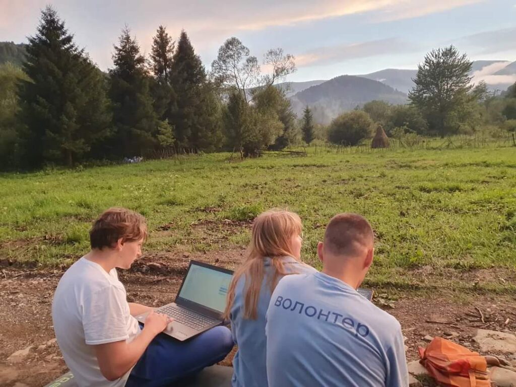 DrogMedia Чудова можливість для молоді: 2-тижневе волонтерство в Карпатах на Дрогобиччині!