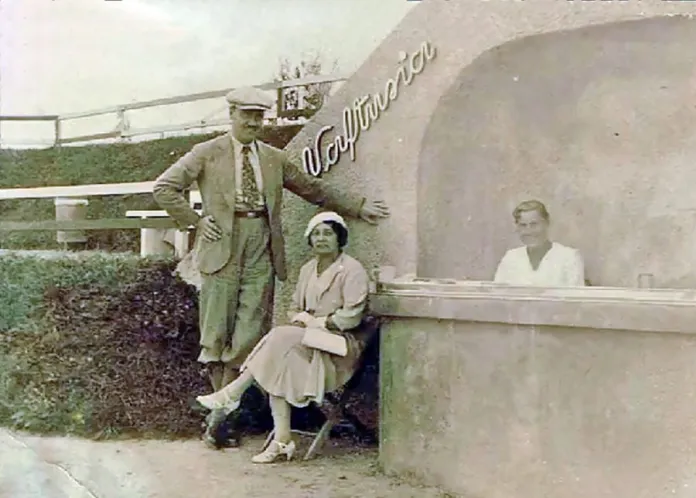 Куточок моря у Трускавці, від якого залишилися лише спомини 14 Трускавець. Урочище Помірки. Гості літнього курорту “Помярки”, 1938 рік