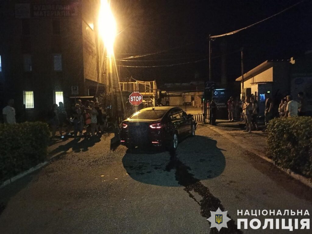 У Дрогобичі п'яна водійка збила на тротуарі 14-річну дівчину 2 DrogMedia У Дрогобичі п'яна водійка збила на тротуарі 14-річну дівчину