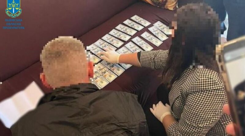 DrogMedia У Дрогобичі затримали адвокатку, яка за 2,5 тис.у.о. обіцяла військовозобов'язаному вплинути на суддю