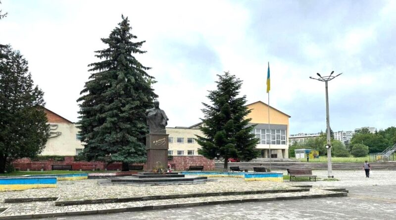 DrogMedia У Стебнику за 850 тис. грн придбають житло для 23-річного сироти